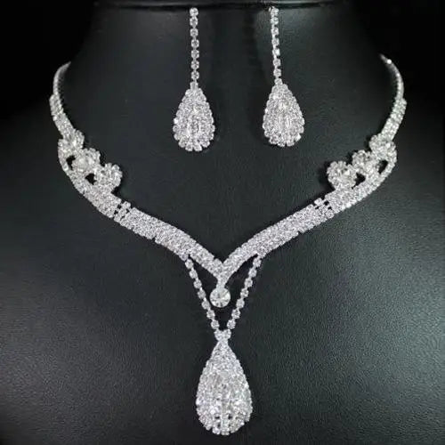 Rhinestone Water Drop Pendant Necklace Drop Earrings Set